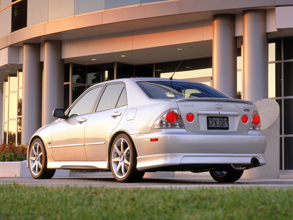 Lexus Is photo 25