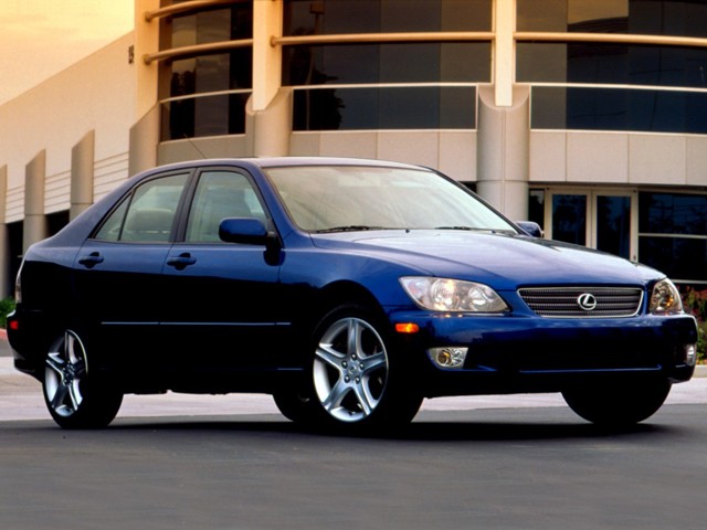 Lexus Is photo 33
