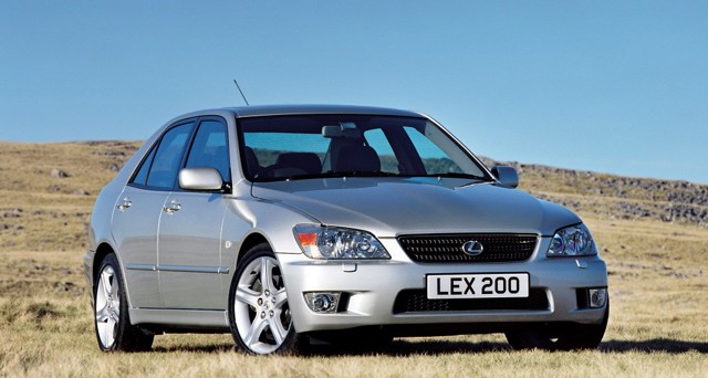 Lexus Is photo 42