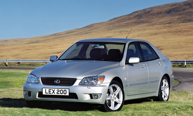 Lexus Is photo 43