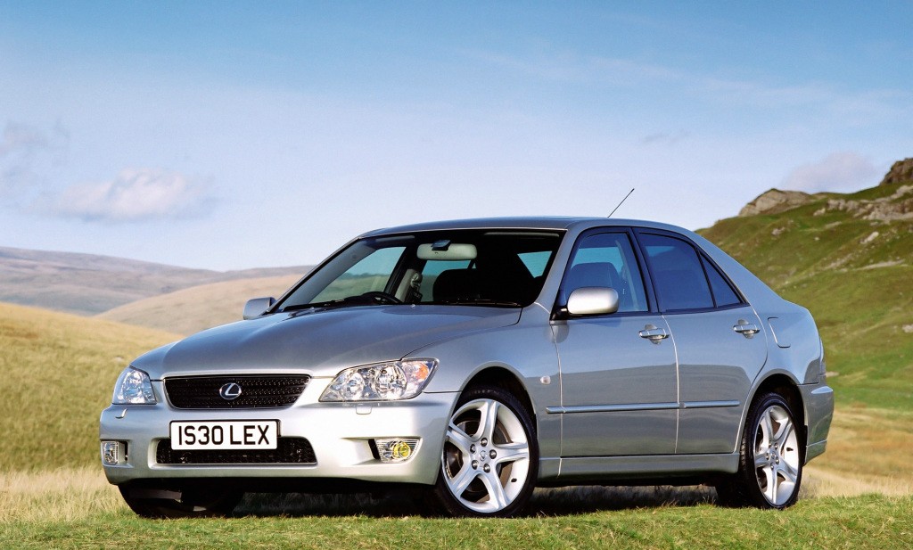 Lexus Is photo 47