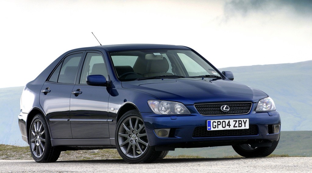Lexus Is photo 48