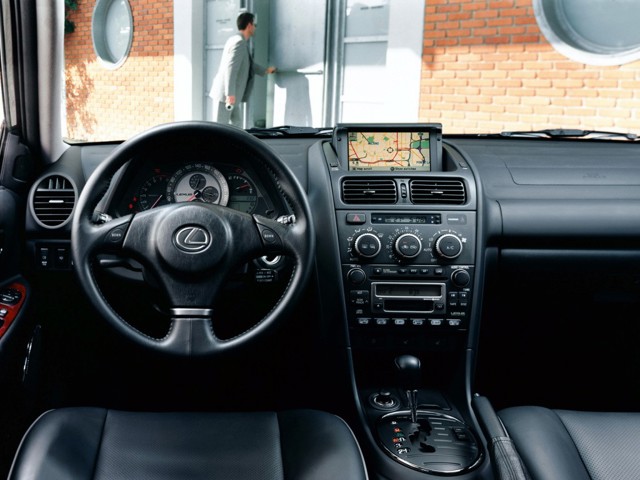 Lexus Is photo 54