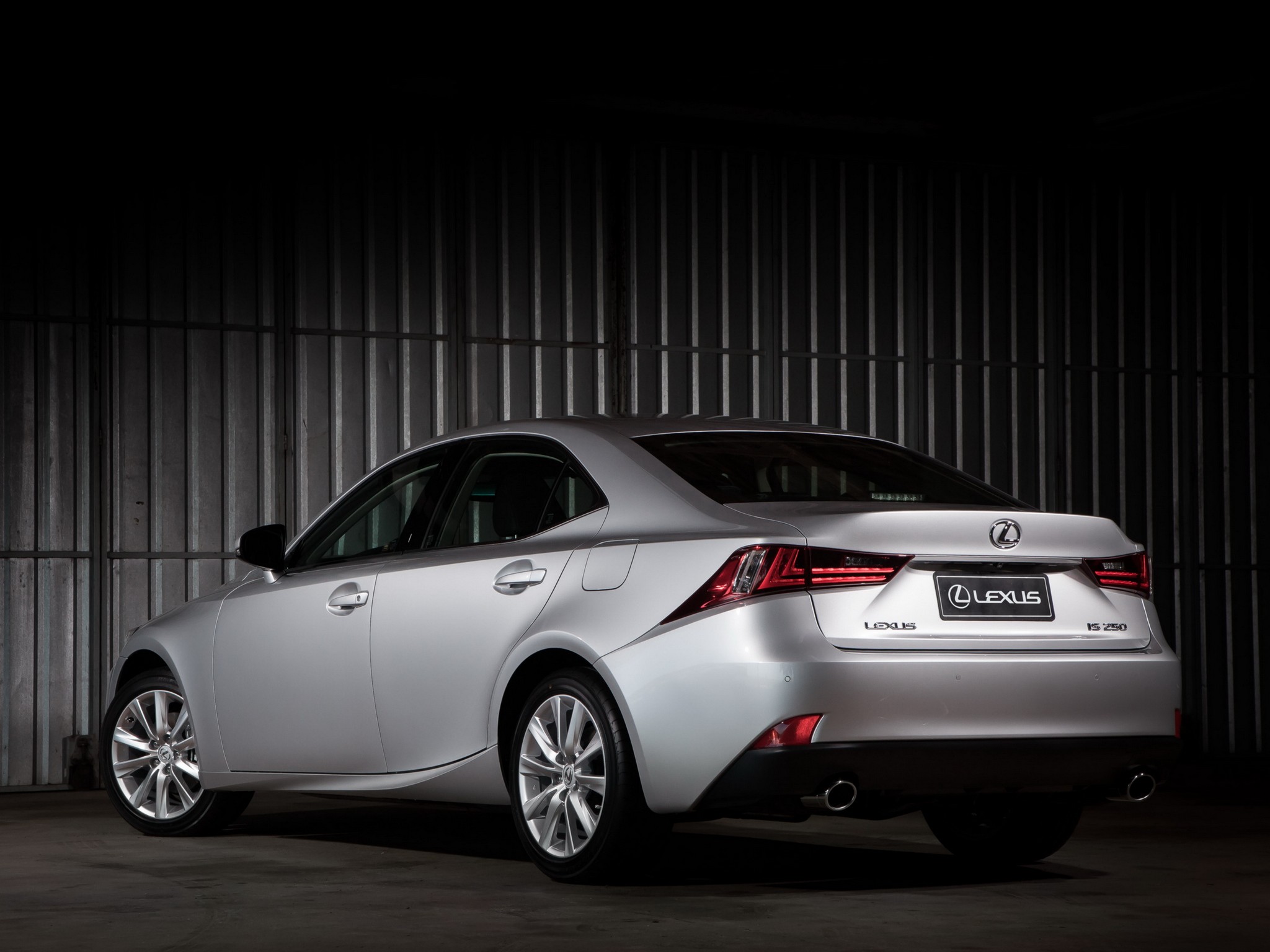Lexus Is photo 46