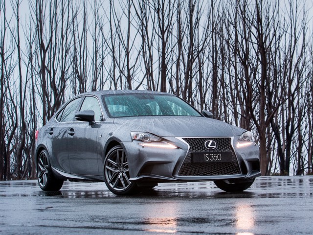 Lexus Is photo 111