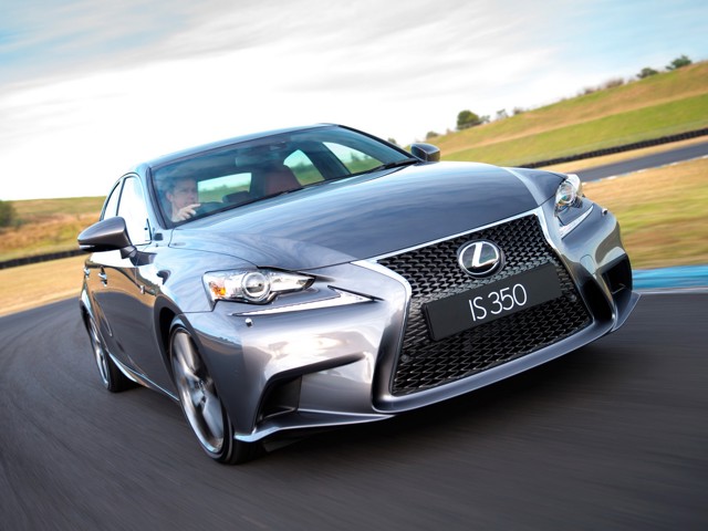 Lexus Is photo 113