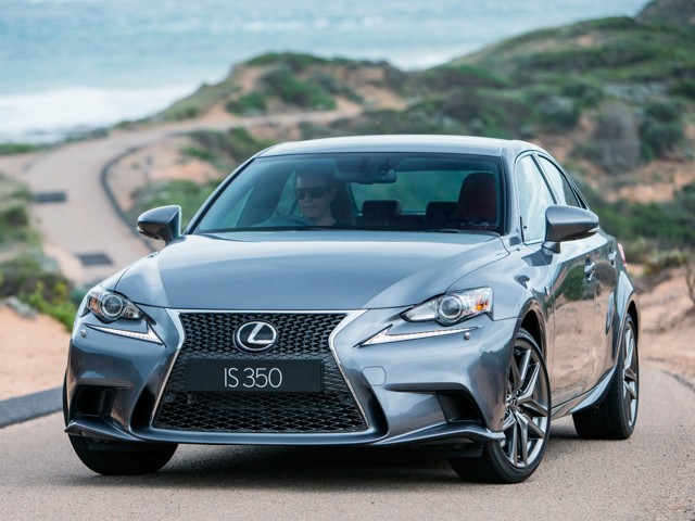 Lexus Is photo 115