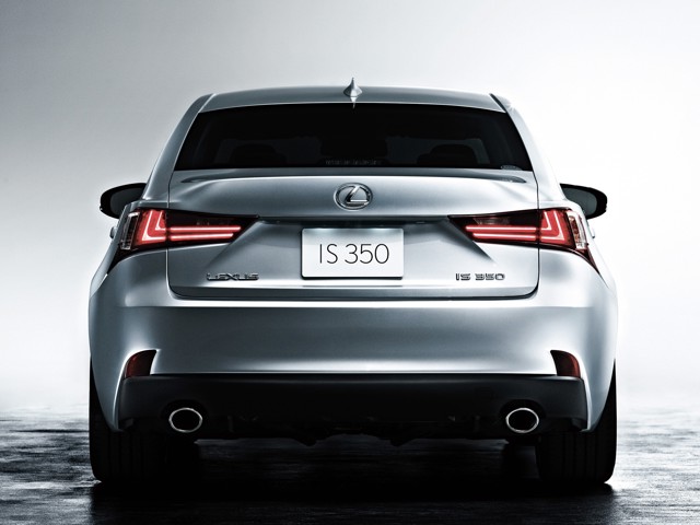 Lexus Is photo 123