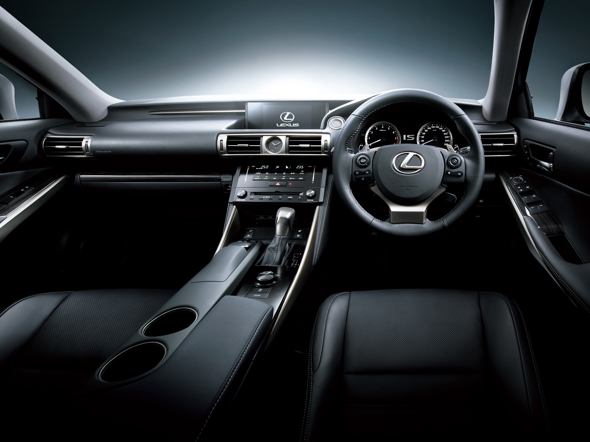Lexus Is photo 124