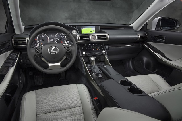 Lexus Is photo 137