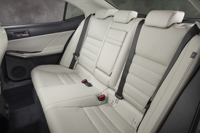 Lexus Is photo 139