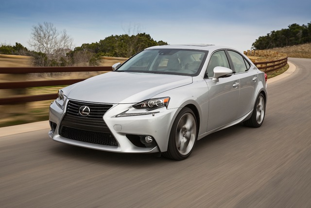 Lexus Is photo 26