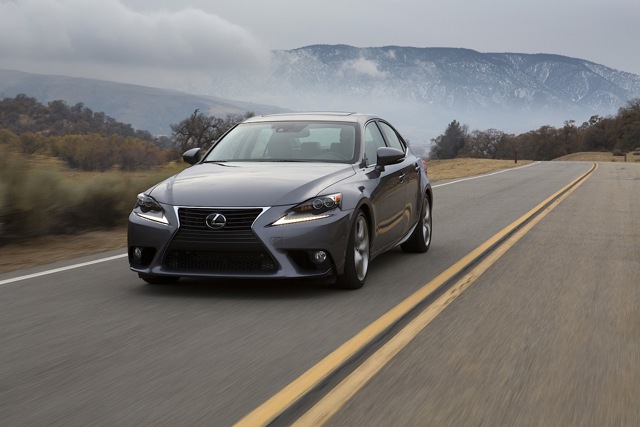 Lexus Is photo 33