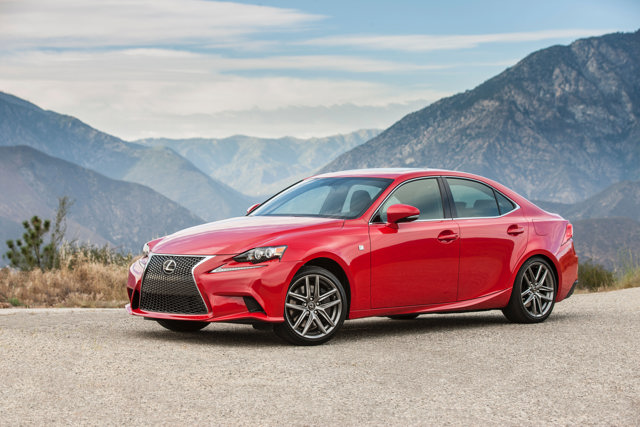 Lexus Is photo 4