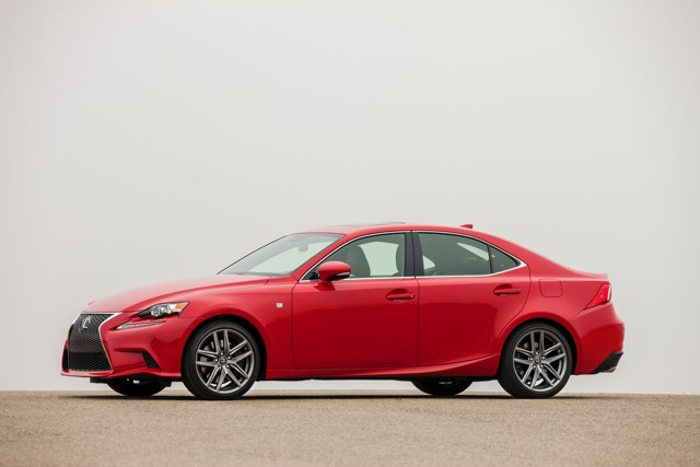 Lexus Is photo 5
