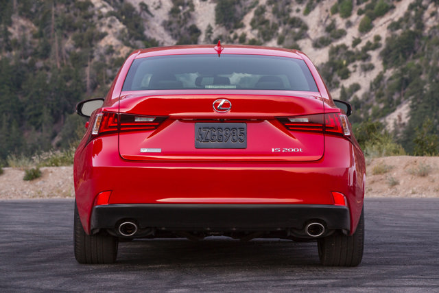 Lexus Is photo 6