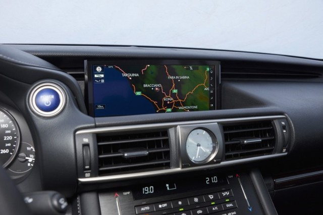 Lexus Is photo 63