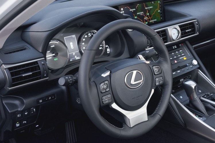 Lexus Is photo 69