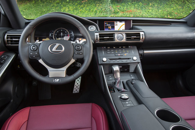 Lexus Is photo 56