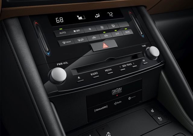 Lexus Is photo 75