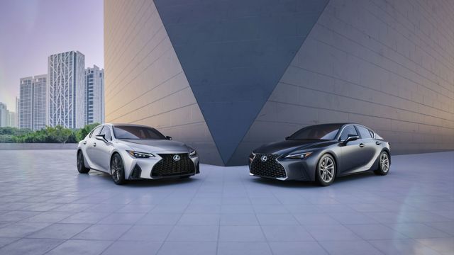 Lexus Is photo 12