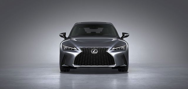 Lexus Is photo 13