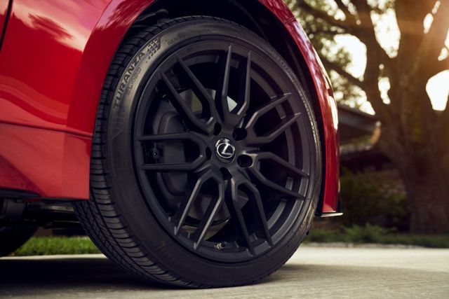 Lexus Is photo 53