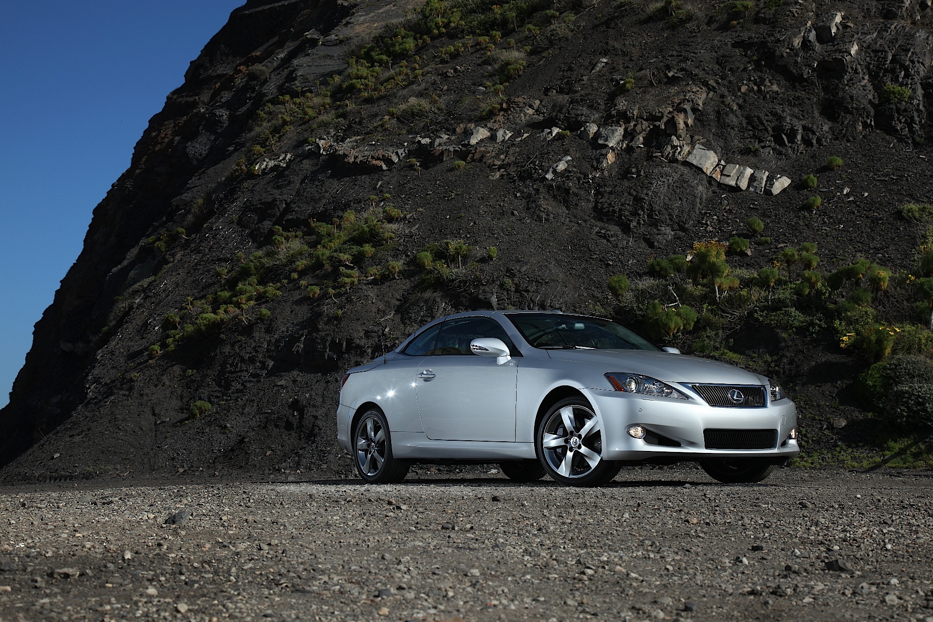 Lexus Is photo 23
