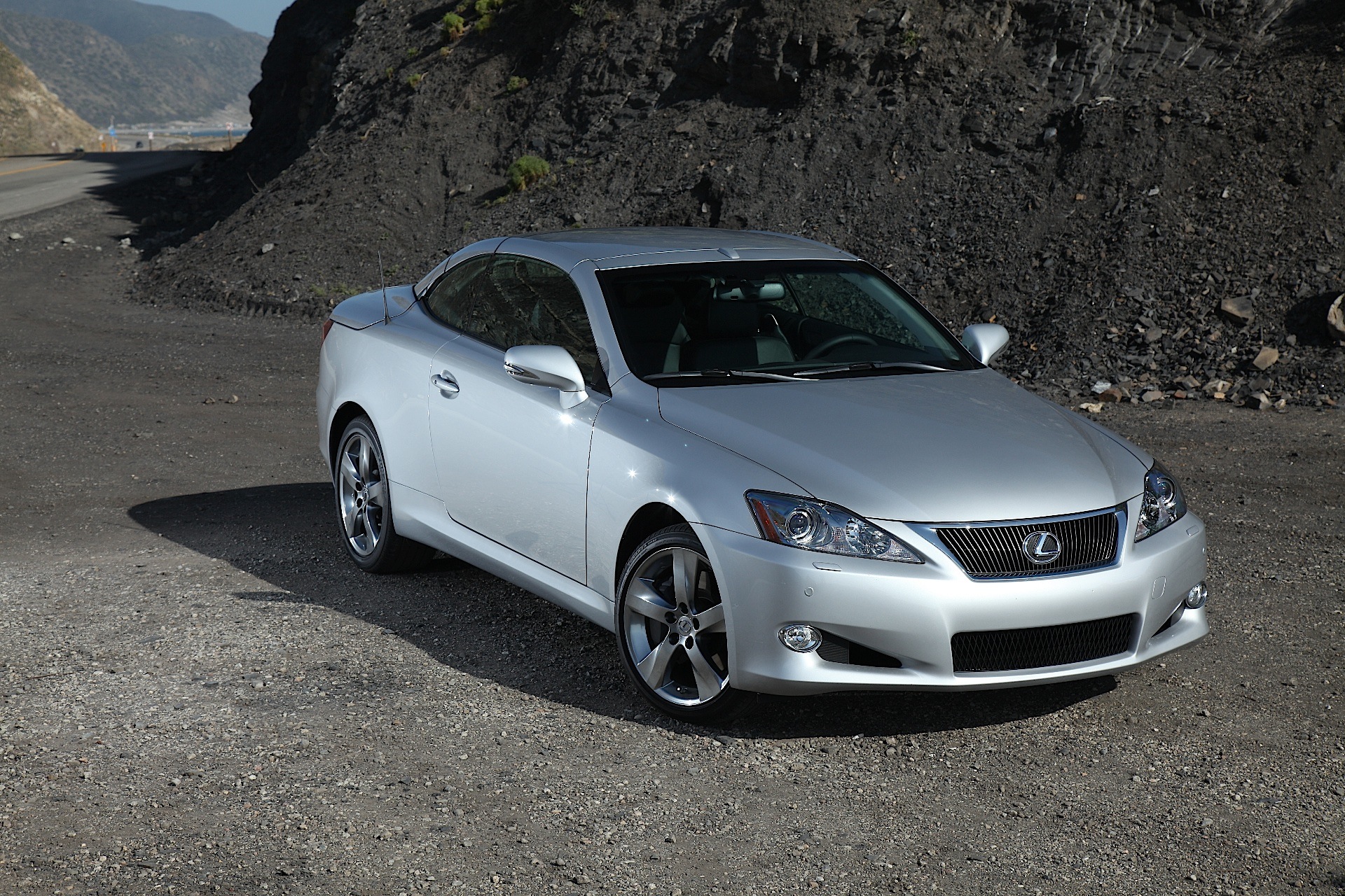 Lexus Is photo 27