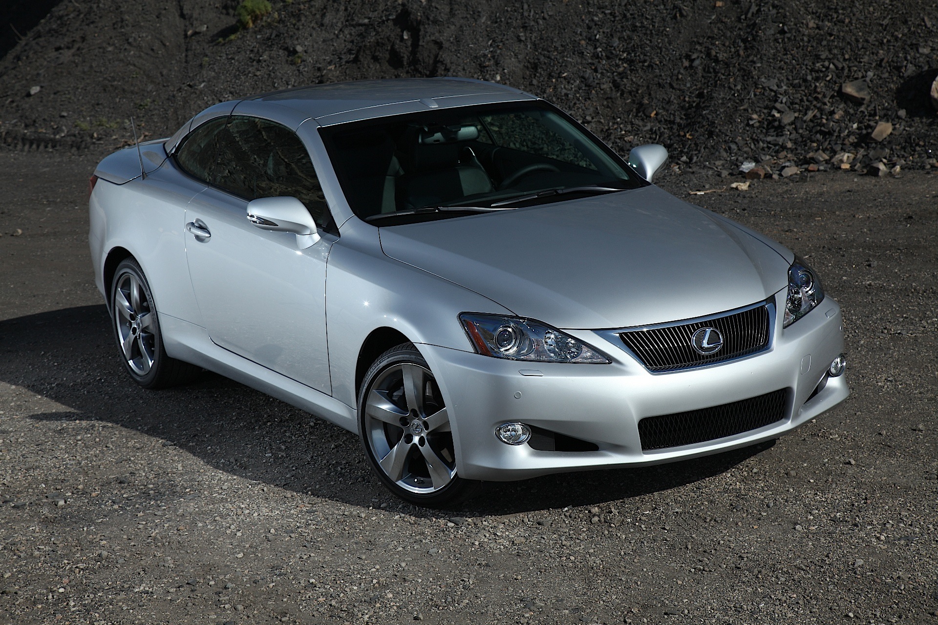 Lexus Is photo 28