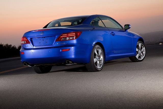 Lexus Is photo 41