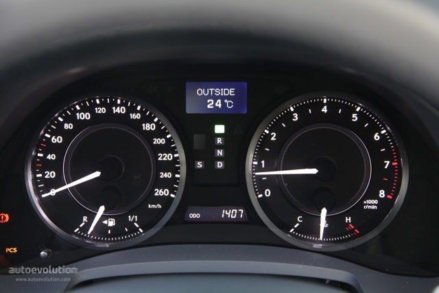 Lexus Is photo 74