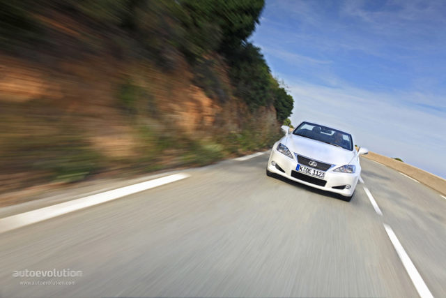 Lexus Is photo 6