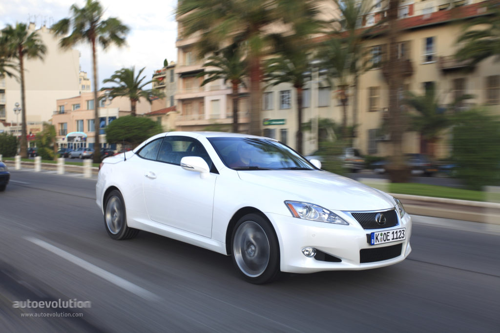 Lexus Is photo 7