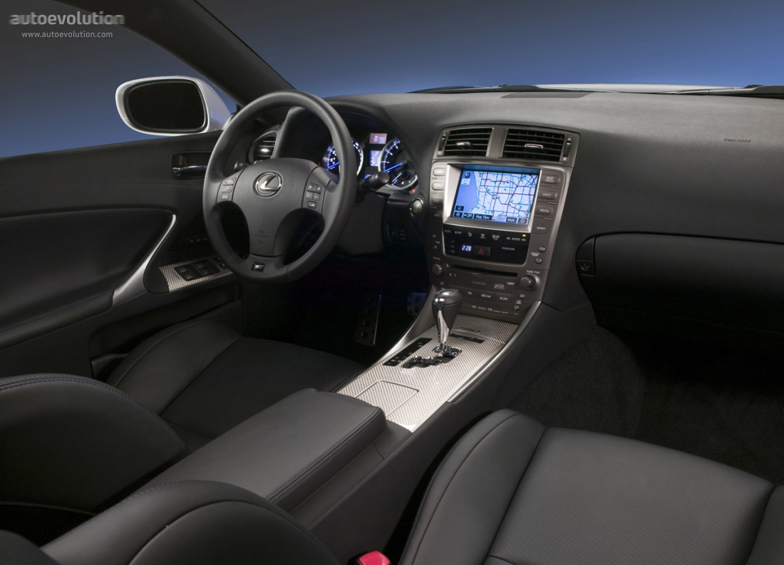 Lexus Is photo 10