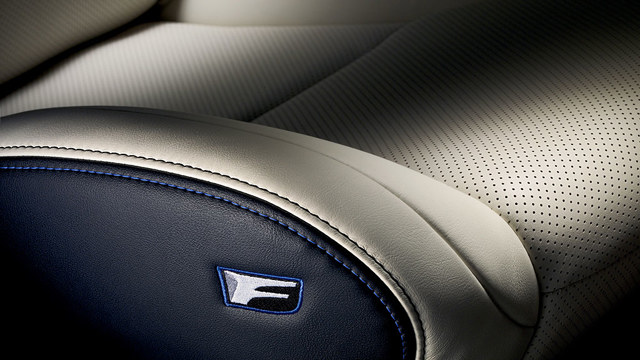 Lexus Is photo 17