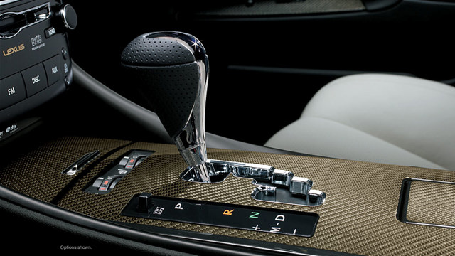 Lexus Is photo 21