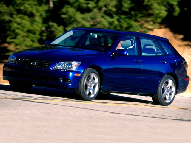 Lexus Is foto 18
