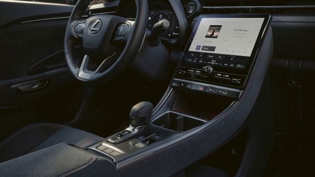 Lexus Lbx photo 85