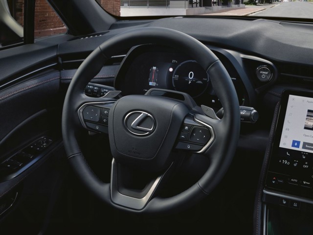 Lexus Lbx photo 86