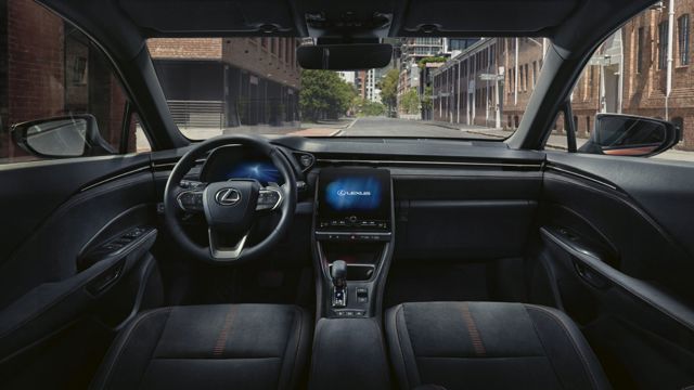 Lexus Lbx photo 91