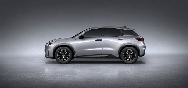 Lexus Lbx photo 22