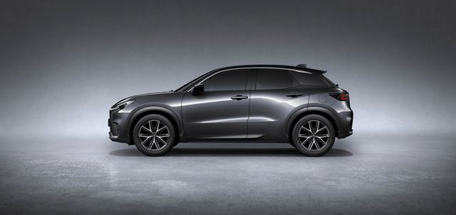 Lexus Lbx photo 28