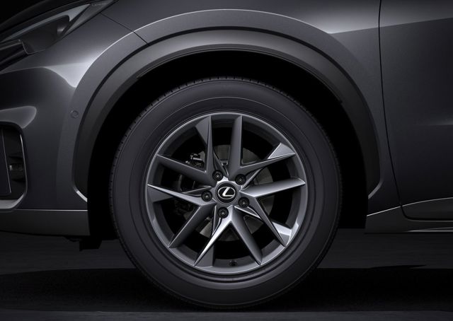 Lexus Lbx photo 36