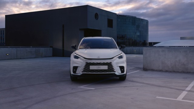 Lexus Lbx photo 52