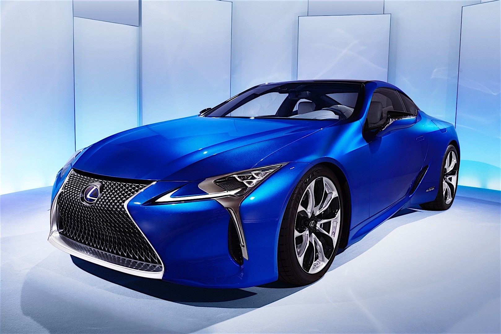 Lexus Lc photo 5