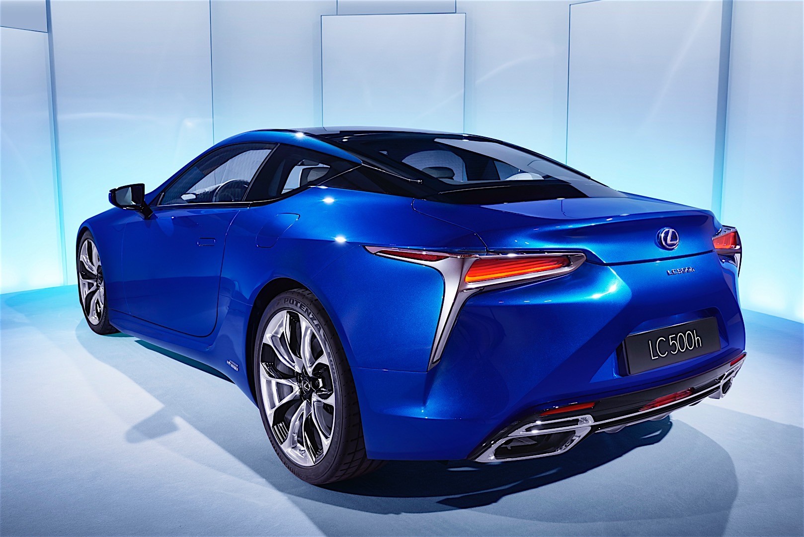 Lexus Lc photo 32