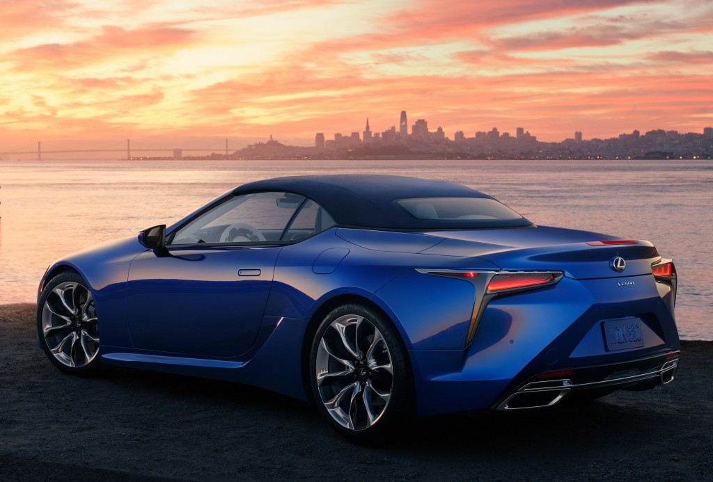 Lexus Lc photo 11