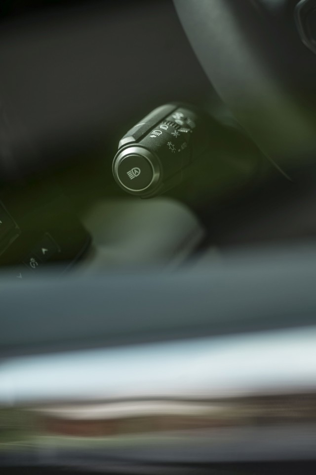 Lexus Lm photo 141