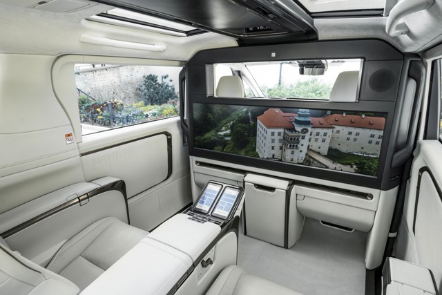 Lexus Lm photo 151